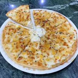 عش البلبل بالعسل - وسط